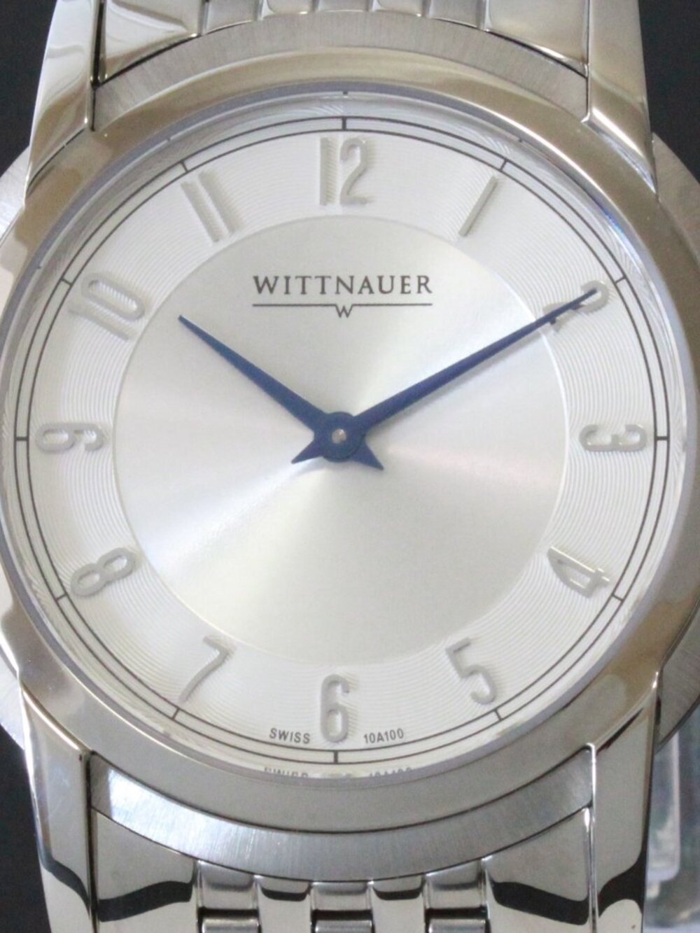 Wittnauer Men's Swiss Quartz Watch Silver Dial Applied Indices Blue Hands  39mm - Picture 10 of 13